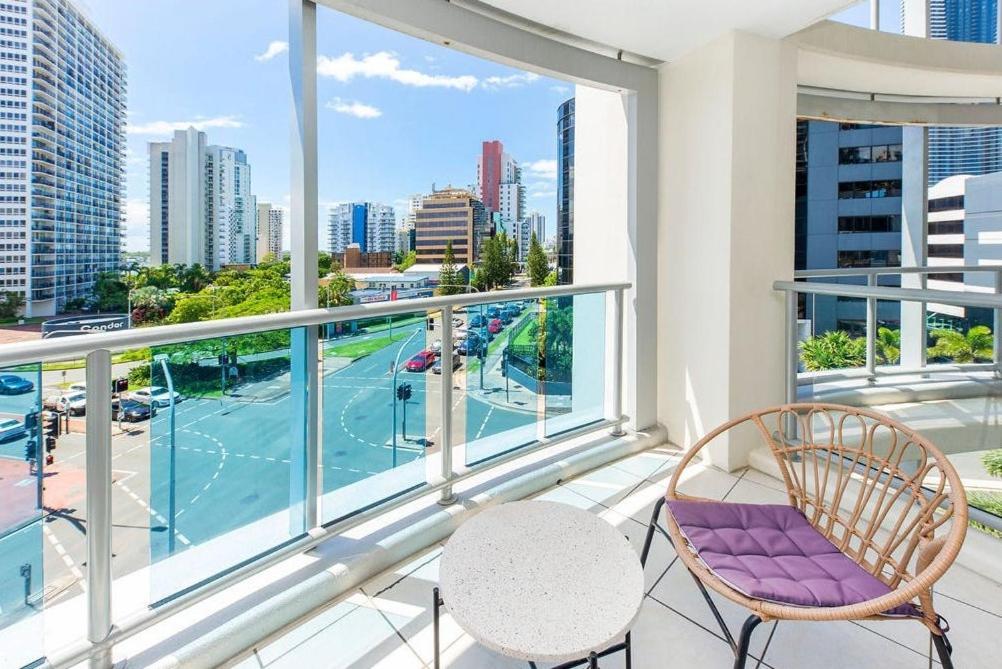Apartmán Deluxe Chevron Renaissance Gold Coast Exteriér fotografie