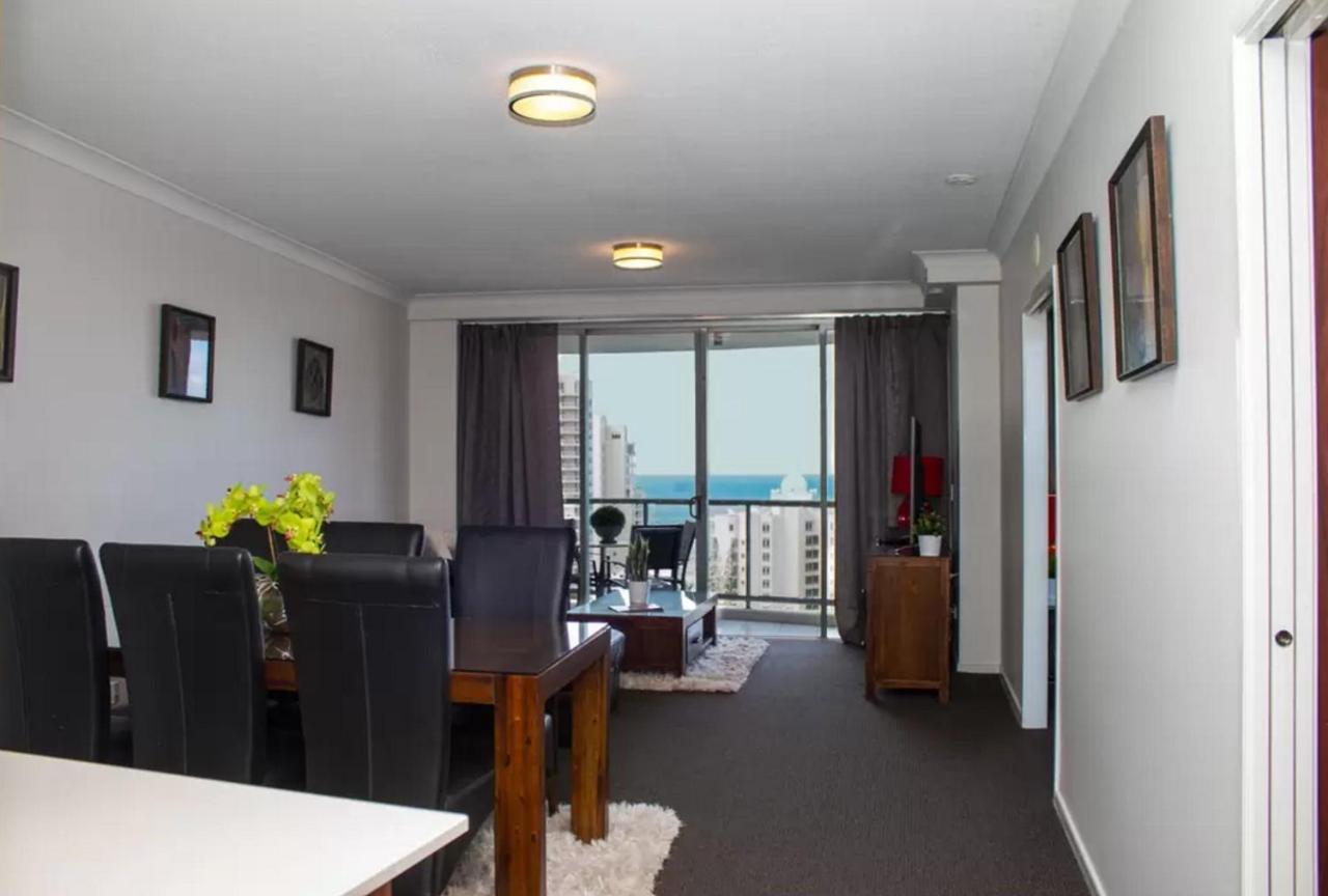 Apartmán Deluxe Chevron Renaissance Gold Coast Exteriér fotografie
